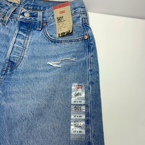 Levi’s 501 Original High Rise Straight Leg Distressed Light Wash Size 27 X 30 - Picture 9 of 9